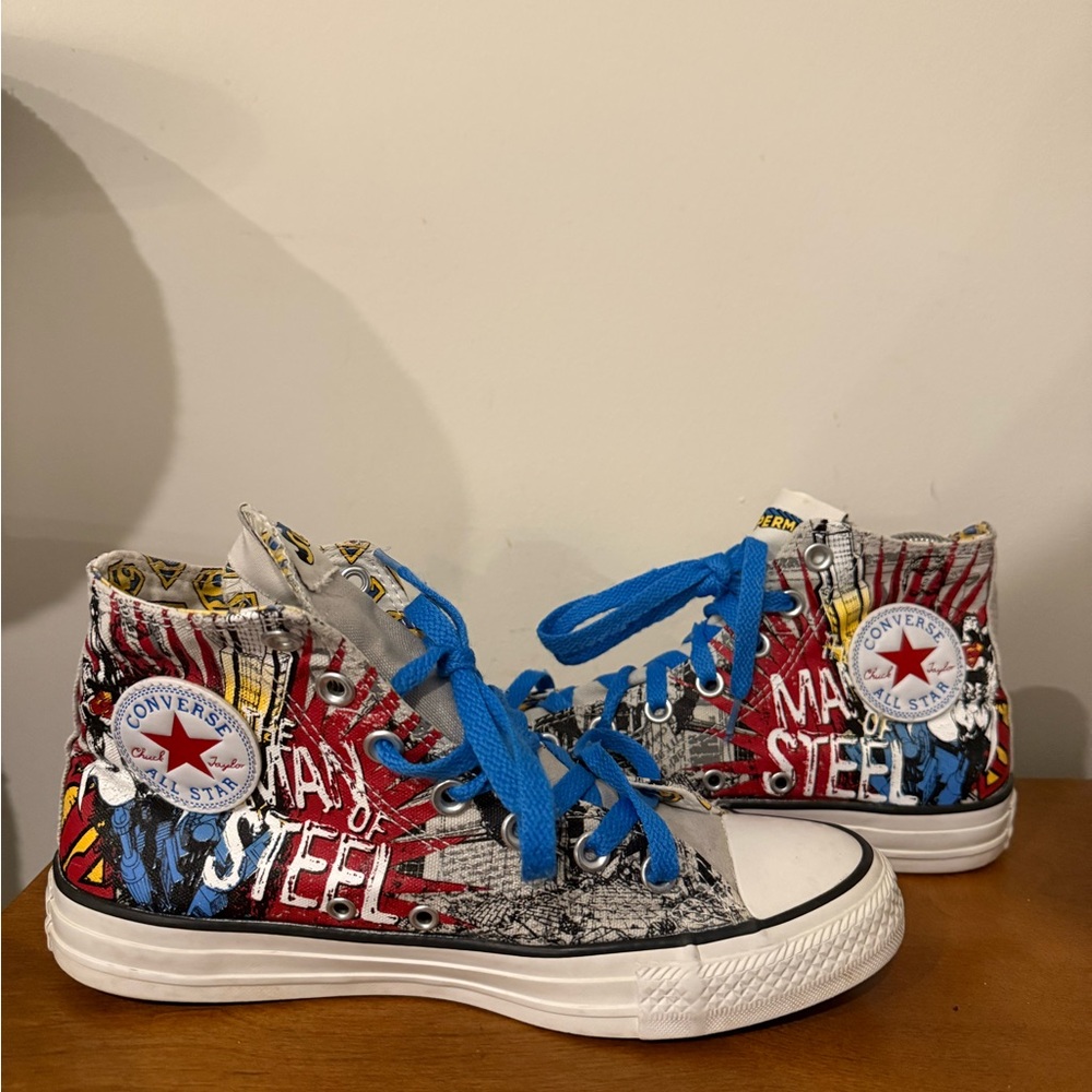 Converse Superman DC Comics Chuck Taylor All Star High Man of Steel Women’s 8